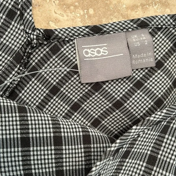 NWOT ASOS gray plaid flutter sleeve and peplum blouse Size 2 - Picture 5 of 7